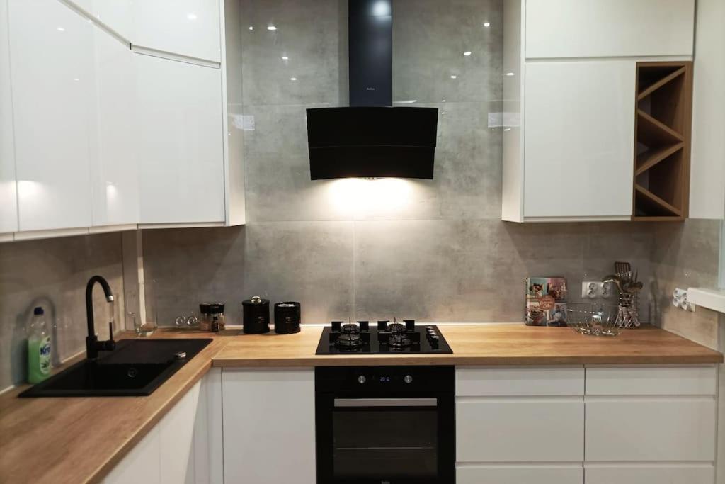 スタロバ・ボラNowoczesny Apartament Z Przestronna Lazienkaアパートメント エクステリア 写真