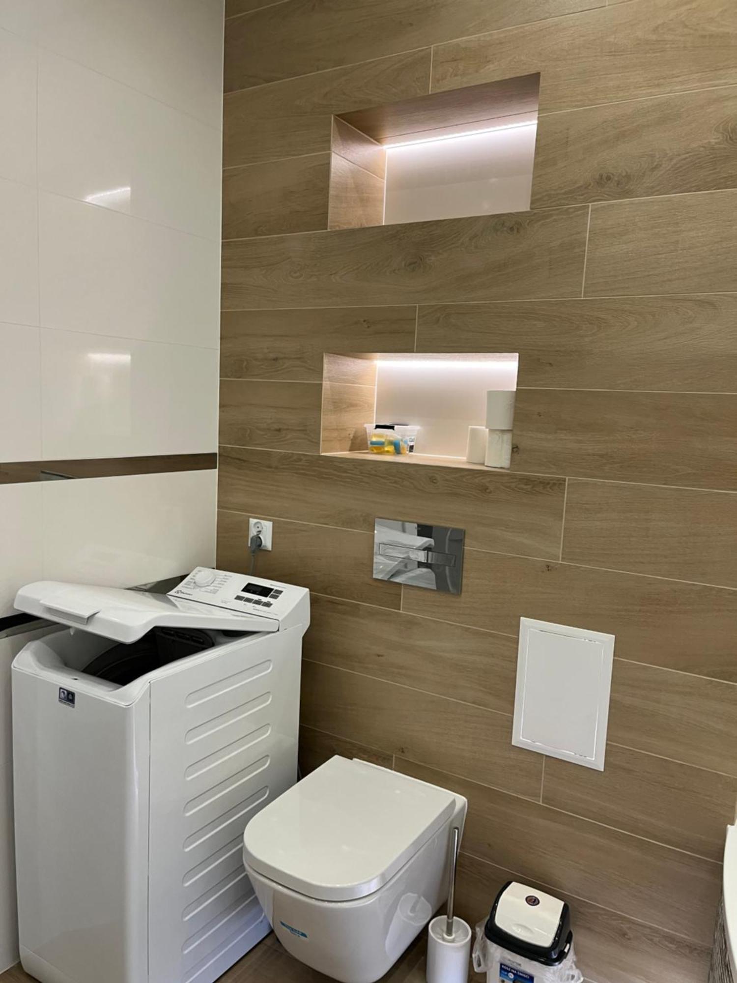 スタロバ・ボラNowoczesny Apartament Z Przestronna Lazienkaアパートメント エクステリア 写真