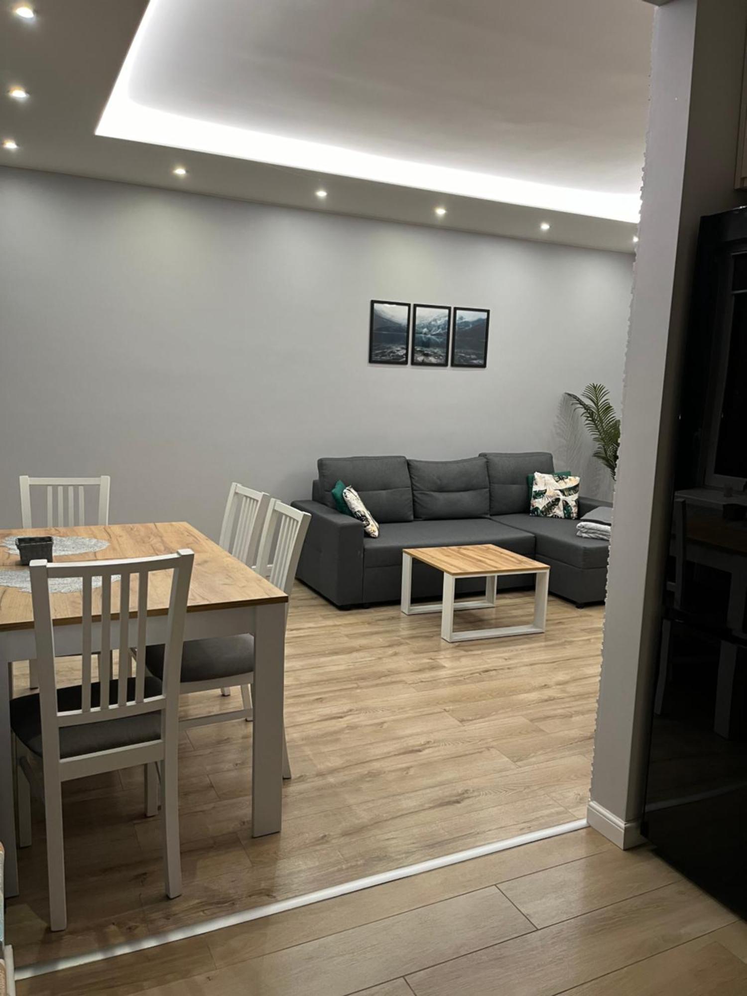 スタロバ・ボラNowoczesny Apartament Z Przestronna Lazienkaアパートメント エクステリア 写真